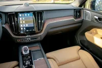 Volvo XC60 AWD Ultimate DARK Intelli PRO Xenium Fullopt 2 145kW thumbnail