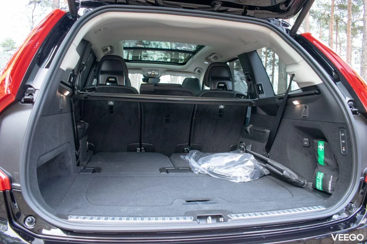 Volvo XC90 AWD Ultra DARK Ed Intelli PRO Lux FULL 2 335kW