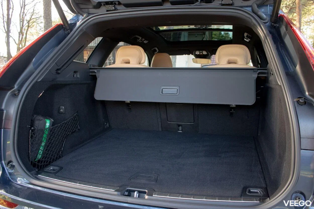 Volvo XC60 AWD Ultimate DARK Intelli PRO Xenium Fullopt 2 145kW