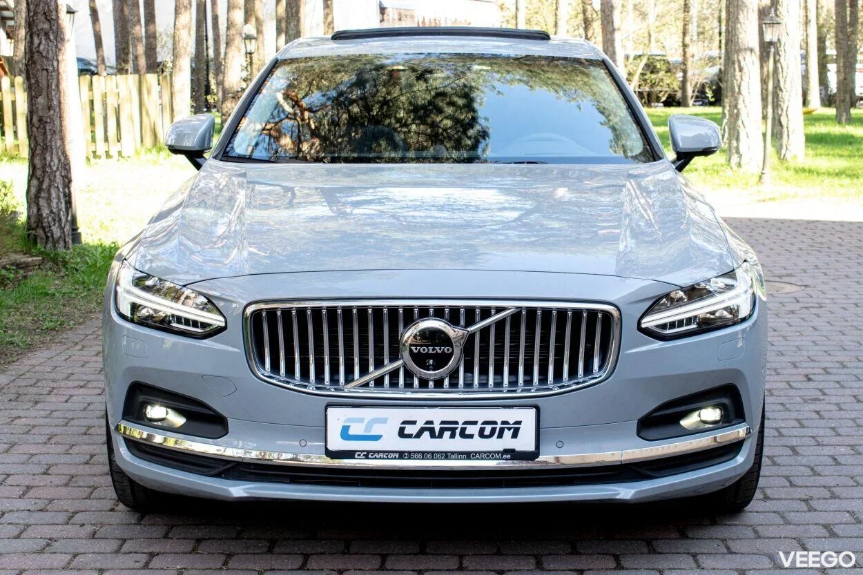 Volvo S90 AWD ULTIMATE BRIGHT XENIUM FULLOPT 2 183kW