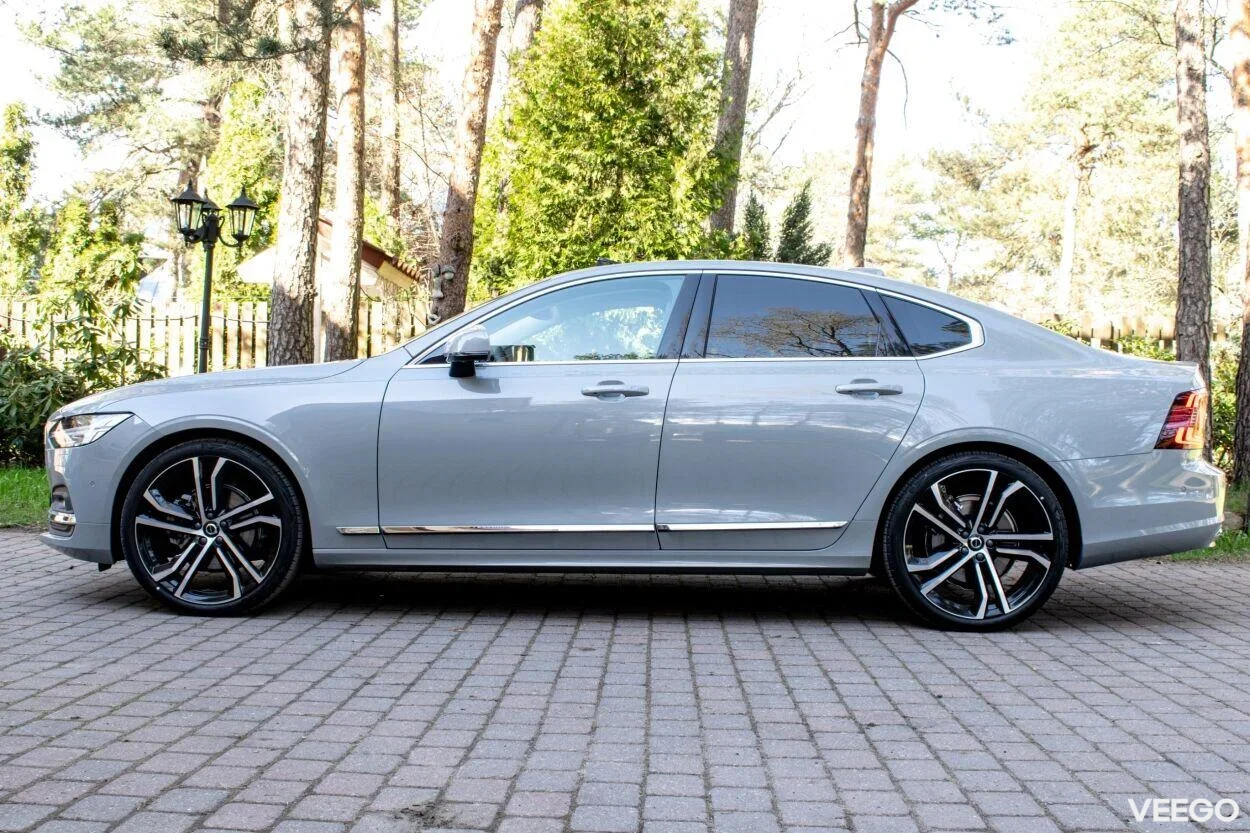 Volvo S90 AWD ULTIMATE BRIGHT XENIUM FULLOPT 2 183kW