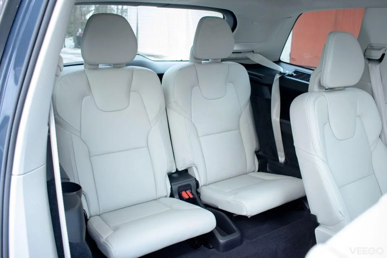 Volvo XC90 AWD DARK R-Design PLUS Intelli PRO Wntr 2 183kW