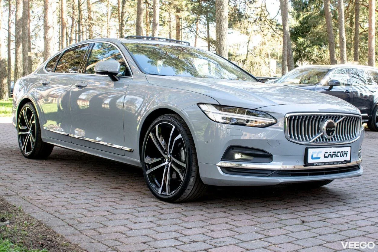 Volvo S90 AWD ULTIMATE BRIGHT XENIUM FULLOPT 2 183kW