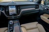 Volvo XC60 AWD B&W Ultimate DARK Intelli PRO Xenium Fullopt 2 145kW thumbnail