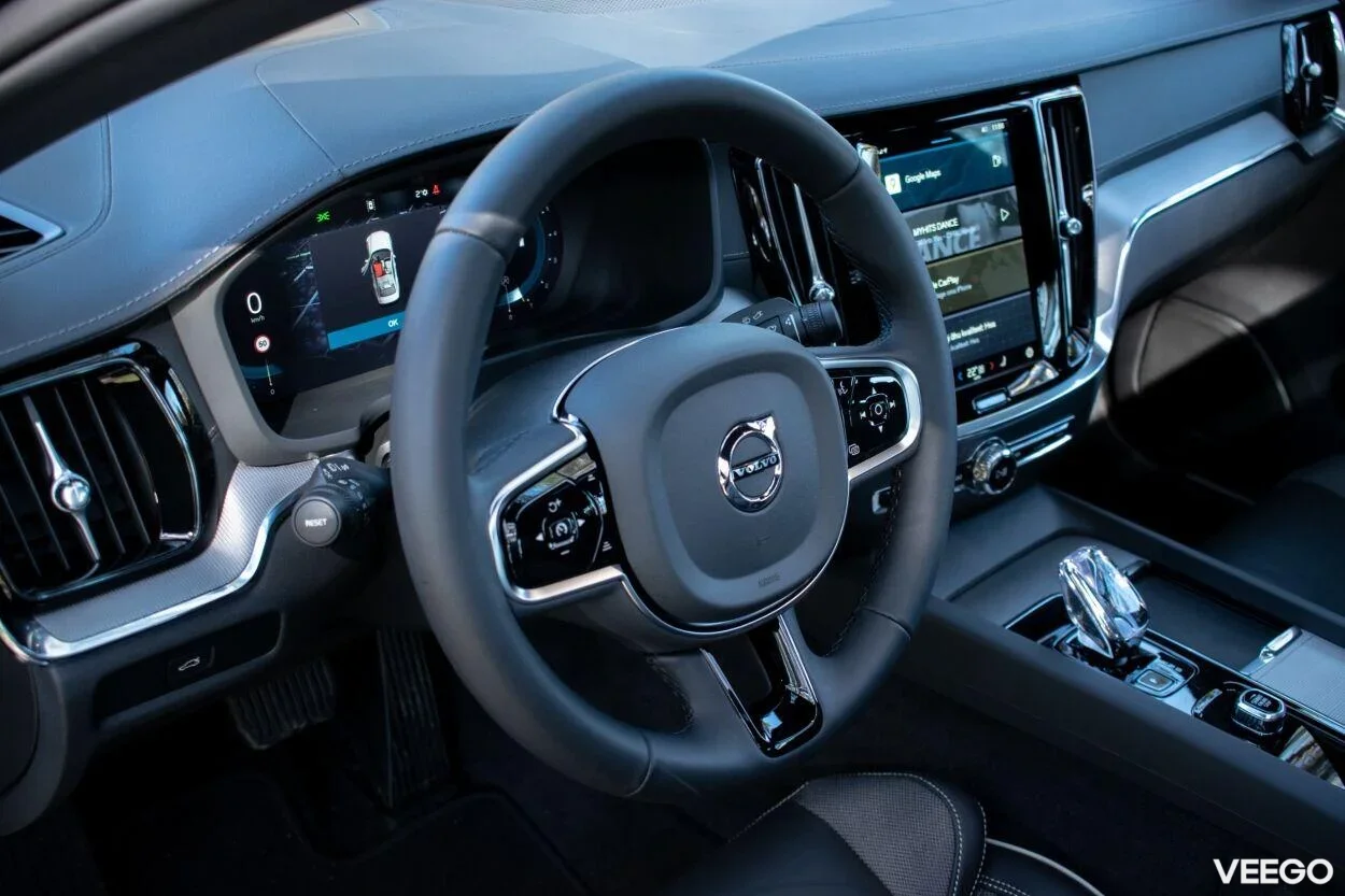 Volvo S60 AWD DARK ULTIMATE Intelli PRO Xenium 2 184kW