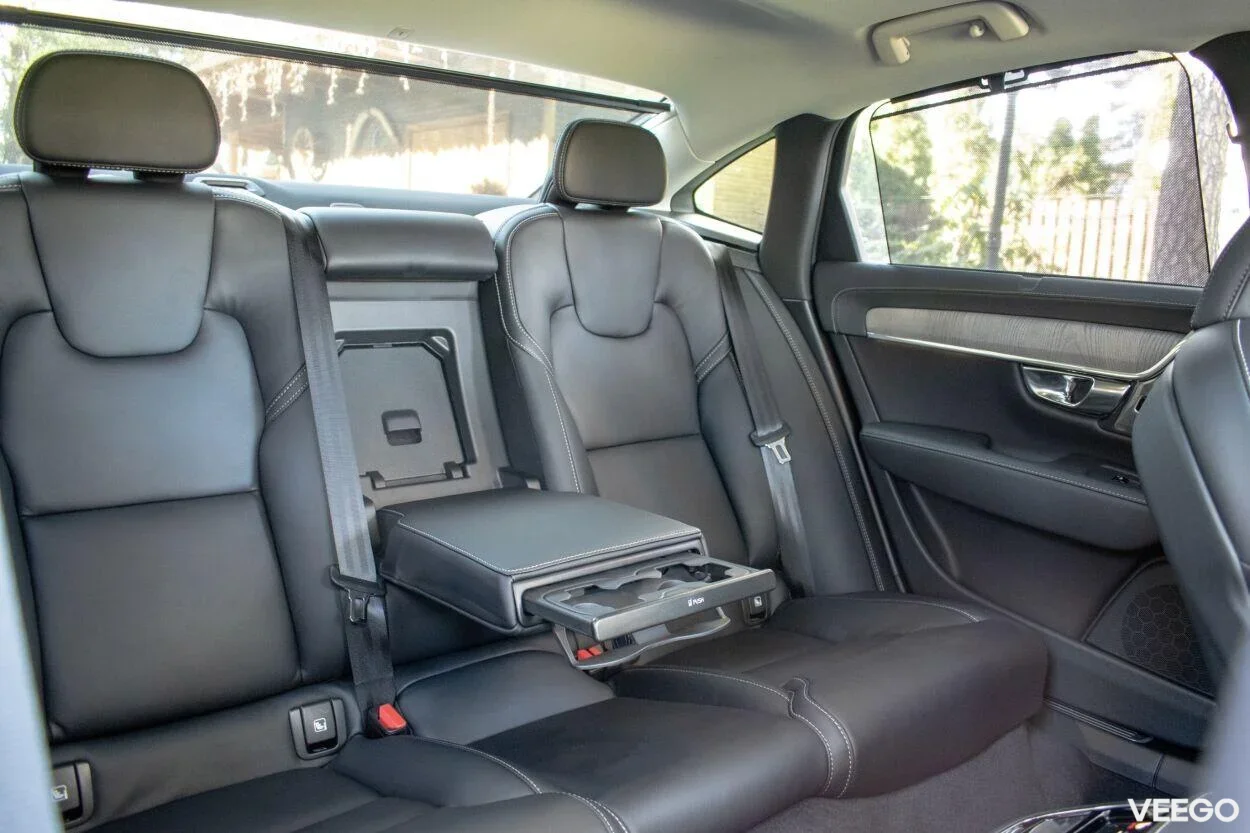 Volvo S90 AWD ULTIMATE BRIGHT XENIUM FULLOPT 2 183kW