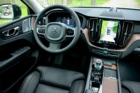 Volvo XC60 AWD ULTIMATE DARK Intelli PRO Xenium FULLOPT 2 145kW thumbnail