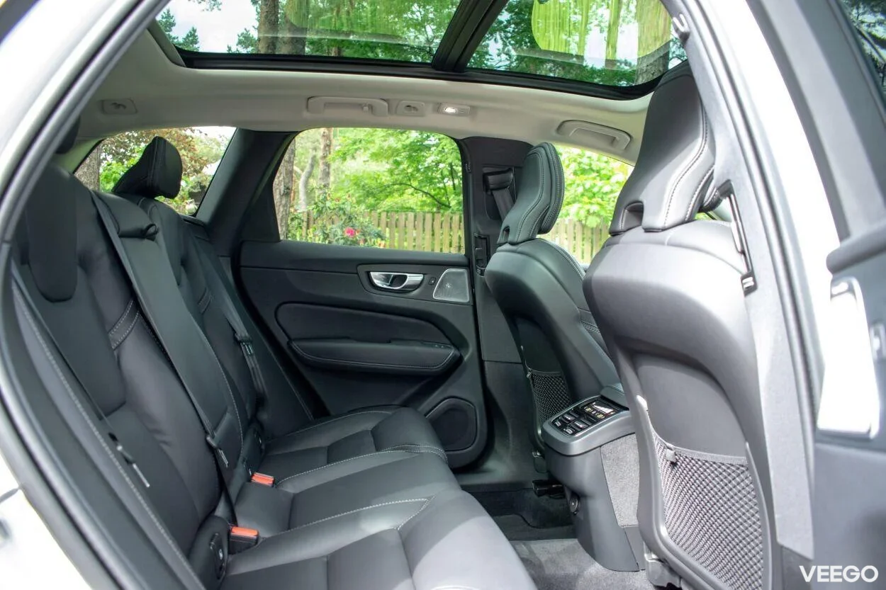 Volvo XC60 AWD ULTIMATE DARK Intelli PRO Xenium FULLOPT 2 145kW