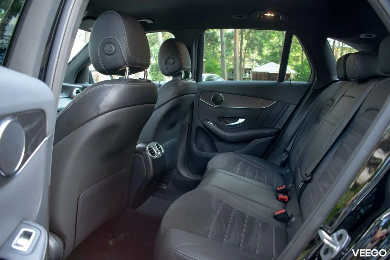 Mercedes-Benz GLC300 de PHEV AMG Night 4M Wntr 2 225kW