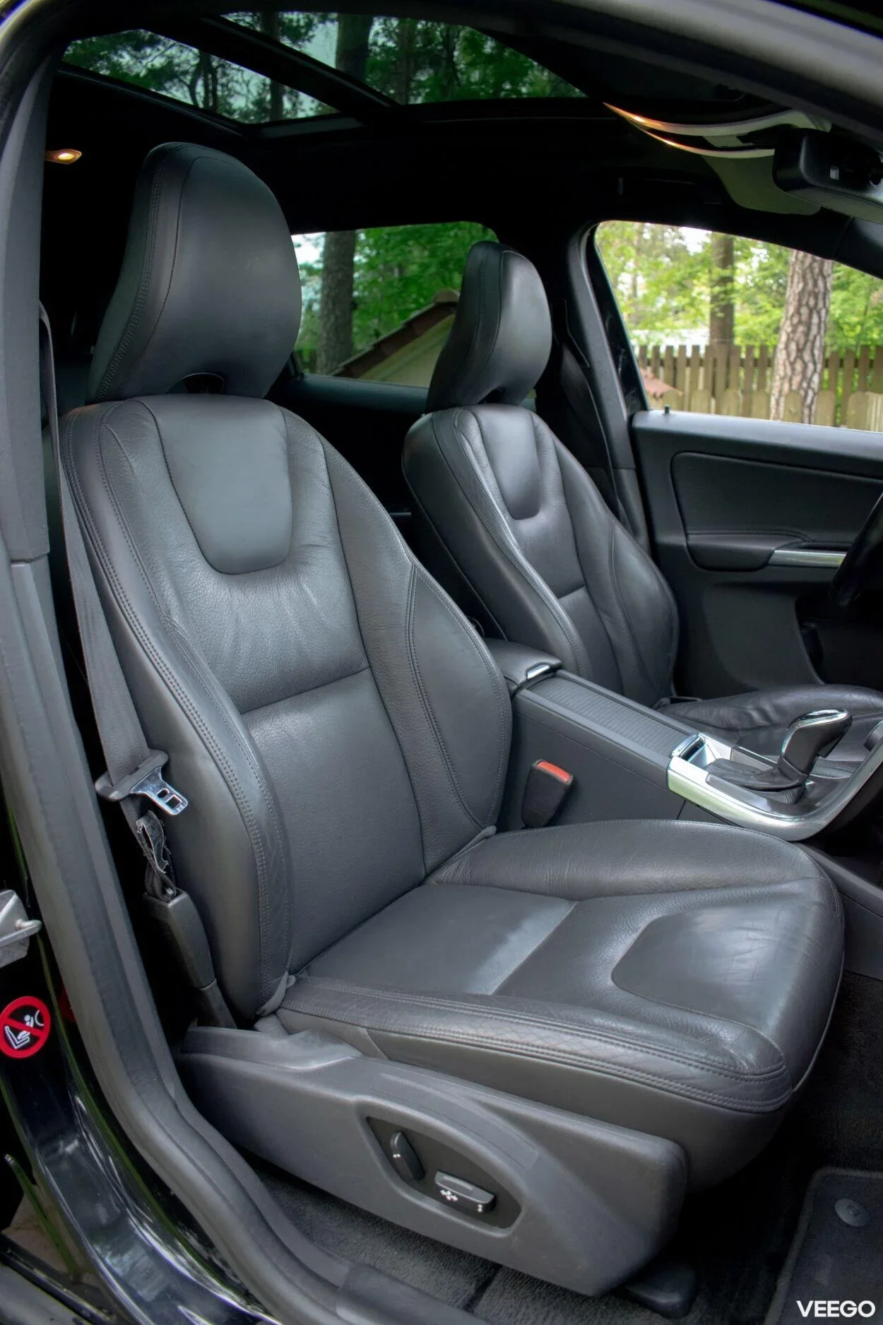 Volvo XC60 SUMMUM Intelli SAFE PRO Sky 2 120kW