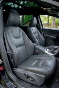 Volvo XC60 SUMMUM Intelli SAFE PRO Sky 2 120kW thumbnail