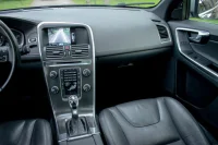 Volvo XC60 SUMMUM Intelli SAFE PRO Sky 2 120kW thumbnail