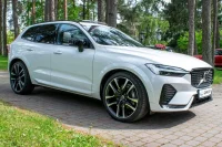 Volvo XC60 AWD ULTIMATE DARK Intelli PRO Xenium FULLOPT 2 145kW thumbnail