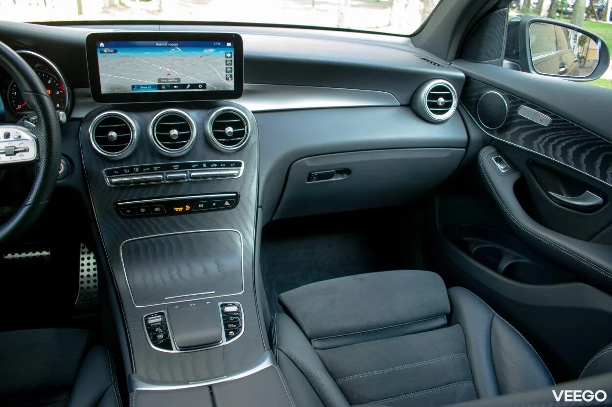 Mercedes-Benz GLC300 de PHEV AMG Night 4M Wntr 2 225kW