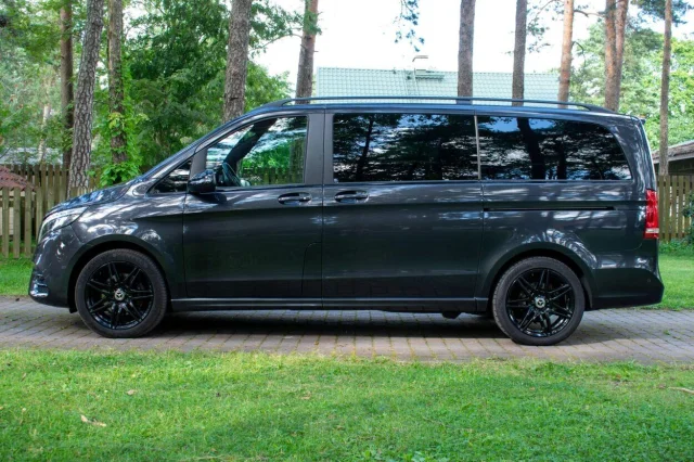 Image of Mercedes-Benz V250 4M AMG Night Assist Wntr M1 N1 2 140kW