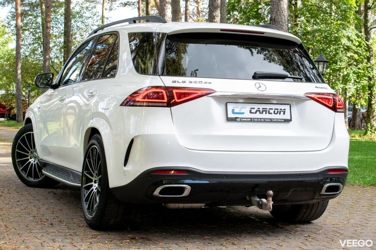 Mercedes-Benz GLE350 AMG Night Sky Lux Assist 2 235kW