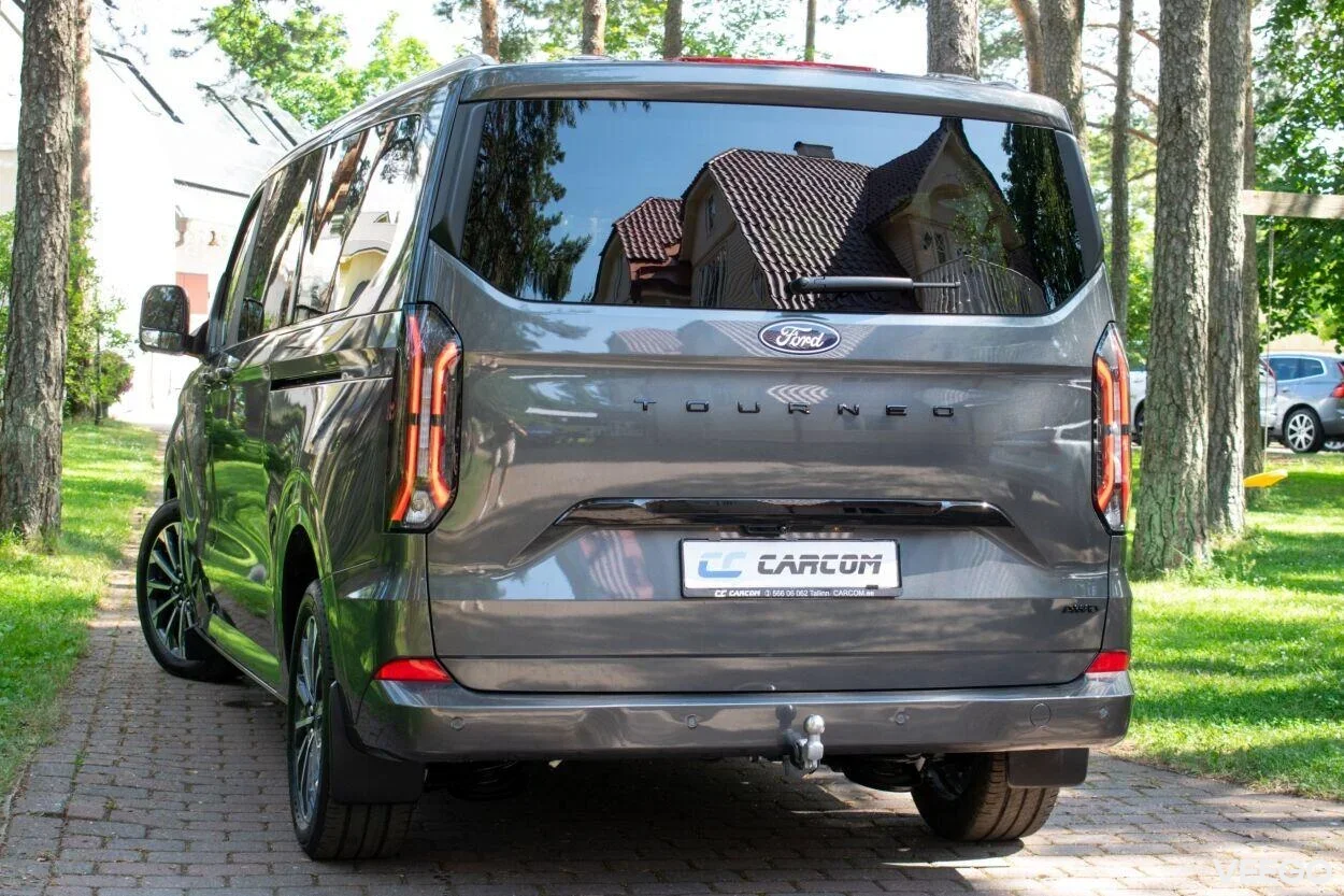 Ford Tourneo Custom AWD L2 Titanium X FULL 2 125kW