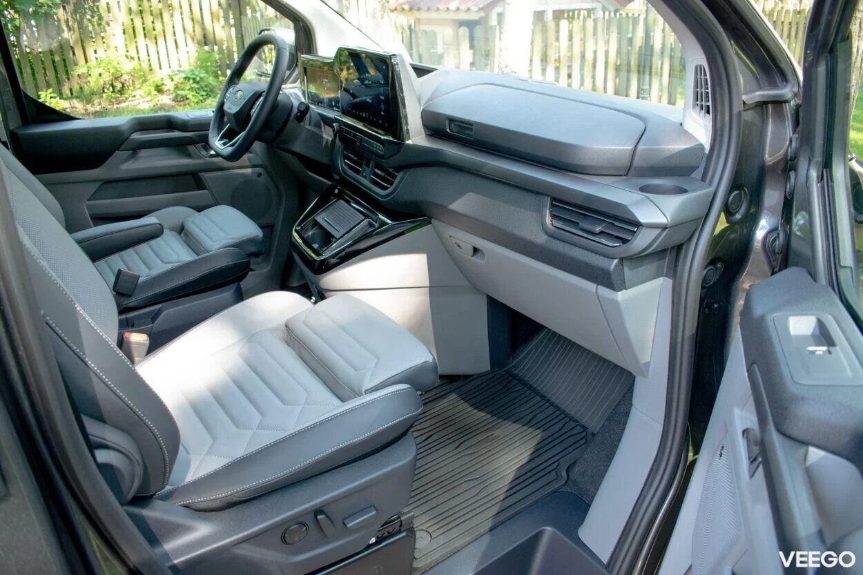 Ford Tourneo Custom AWD L2 Titanium X FULL 2 125kW