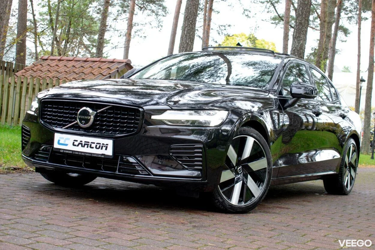 Volvo S60 AWD B&W DARK Ultimate Fullopt 2 335kW