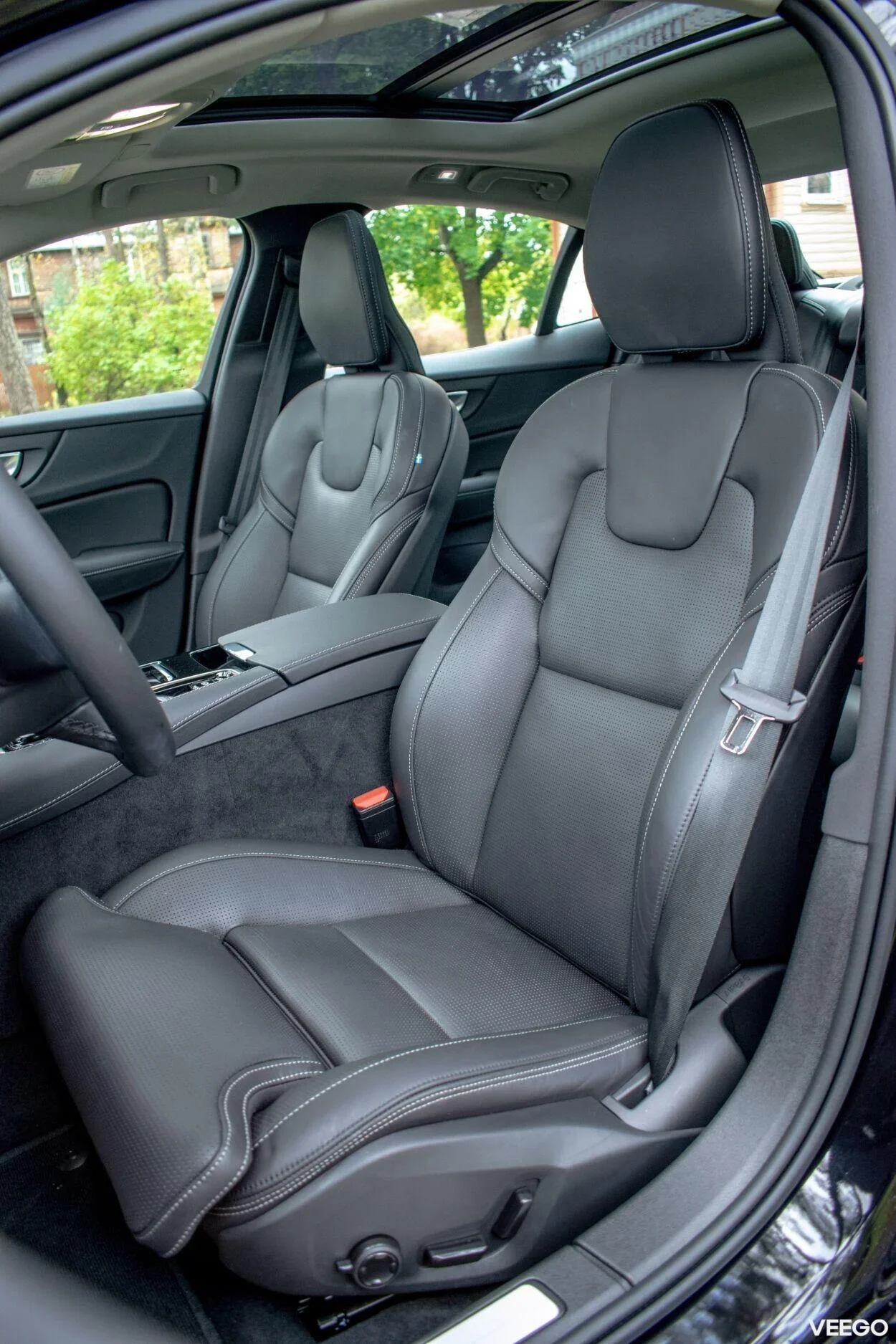 Volvo S60 AWD B&W DARK Ultimate Fullopt 2 335kW