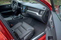 Volvo S60 T8 Ultimate DARK Fullopt 2 335kW thumbnail