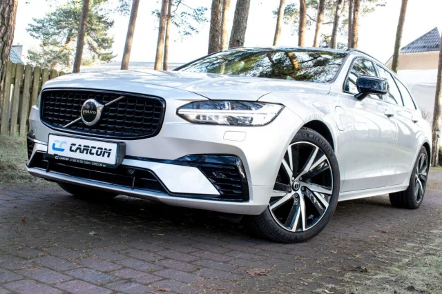 Image of Volvo V90 T8 R-Design DARK Long Range 2 335kW