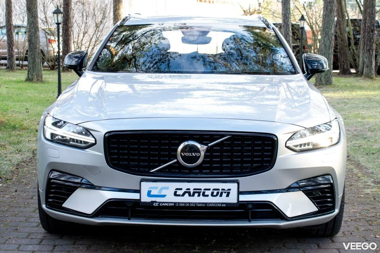 Volvo V90 T8 R-Design DARK Long Range 2 335kW
