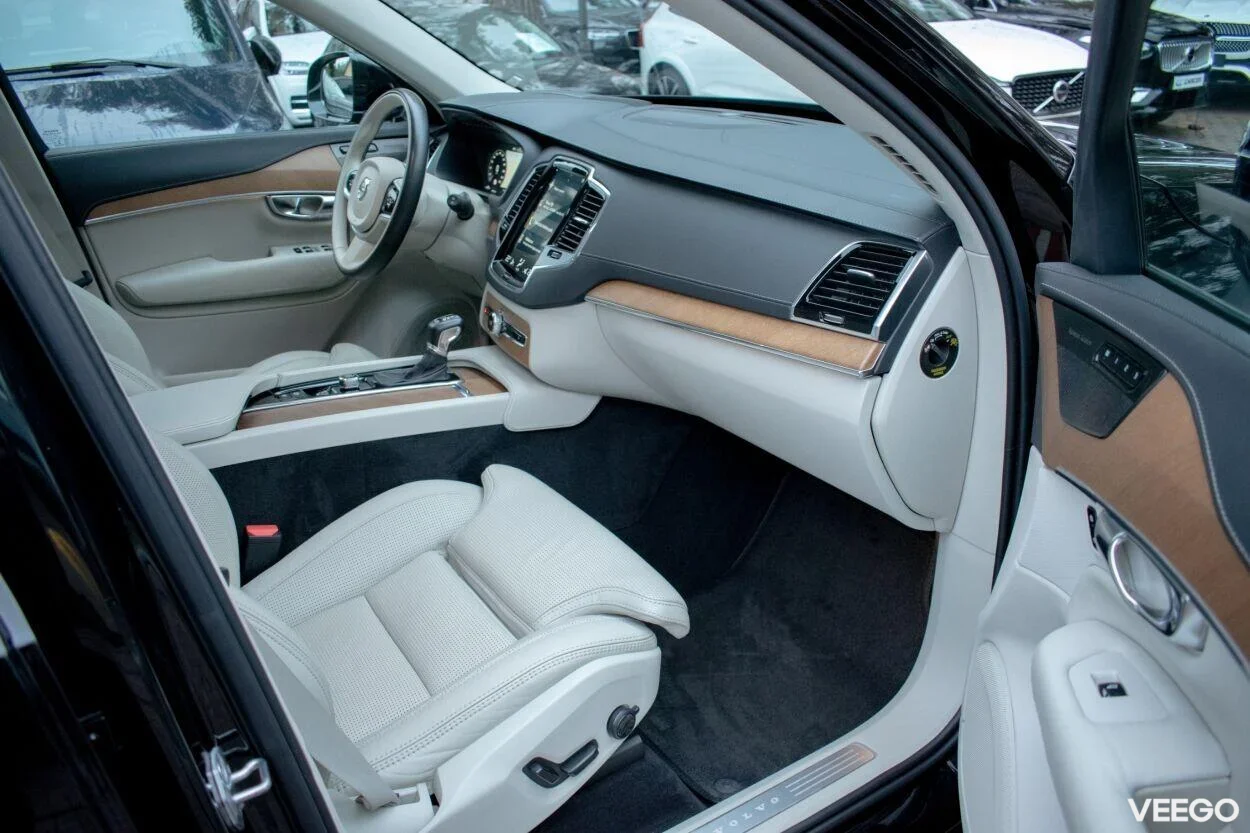 Volvo XC90 7s Inscription Intelli Safe PRO Xenium 2 173kW