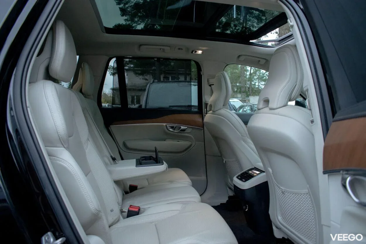 Volvo XC90 7s Inscription Intelli Safe PRO Xenium 2 173kW