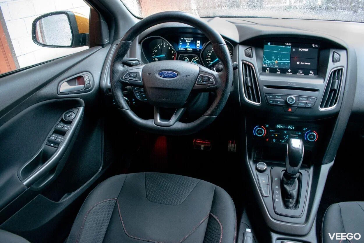 Ford Focus ST-Line Turnier 1 92kW