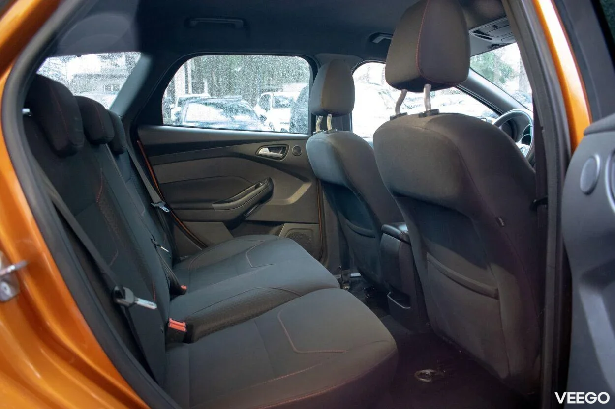 Ford Focus ST-Line Turnier 1 92kW