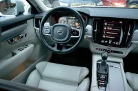 Volvo V90 Cross Country AWD Intelli SAFE PRO Family Wntr 2 140kW thumbnail