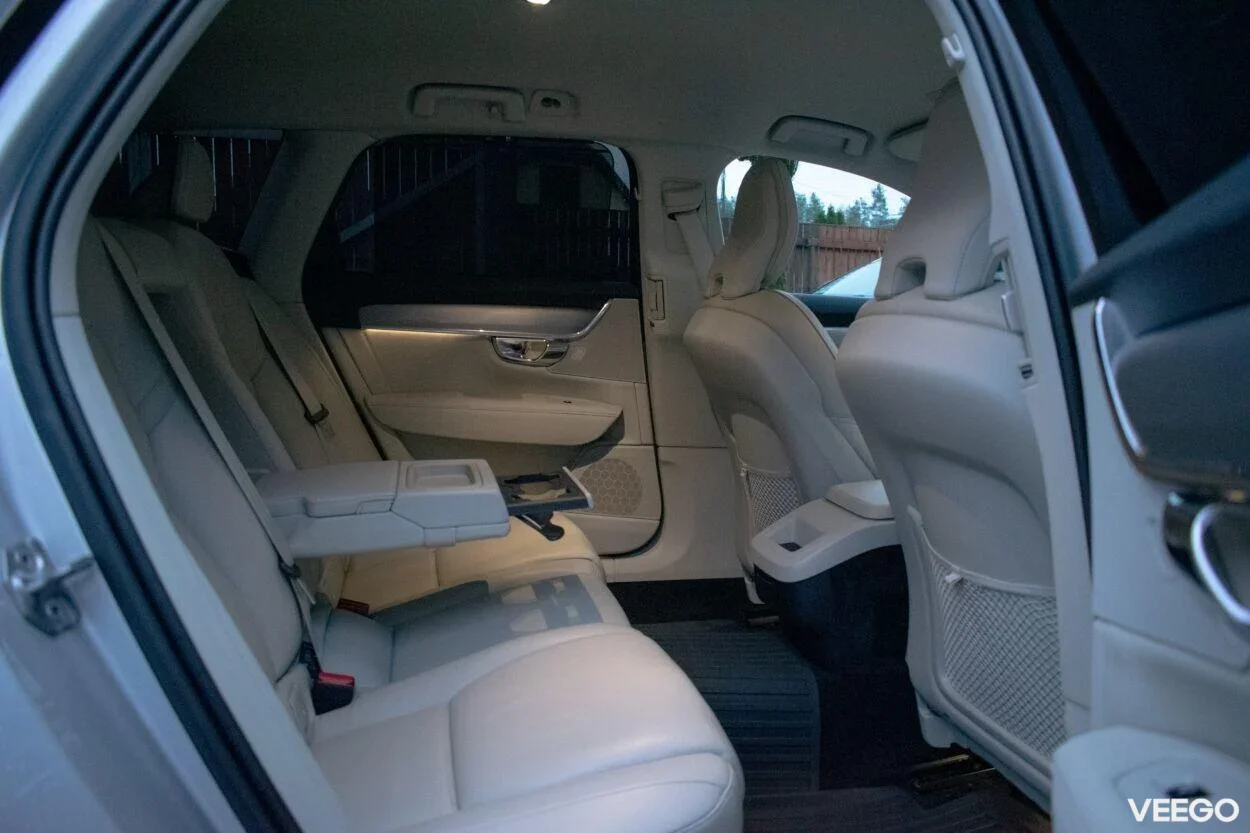 Volvo V90 Cross Country AWD Intelli SAFE PRO Family Wntr 2 140kW