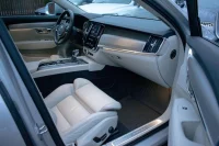 Volvo V90 Cross Country AWD Intelli SAFE PRO Family Wntr 2 140kW thumbnail