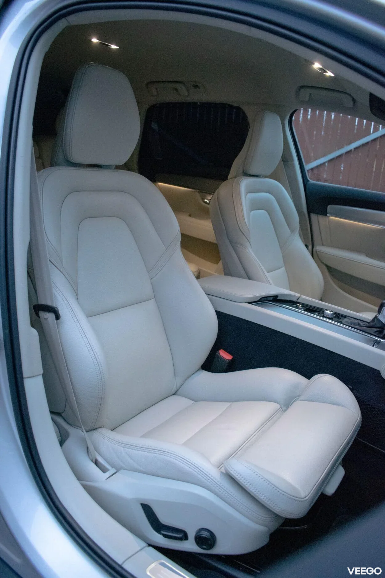 Volvo V90 Cross Country AWD Intelli SAFE PRO Family Wntr 2 140kW