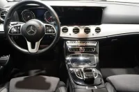 Mercedes-Benz E220 4MATIC 2 143kW thumbnail