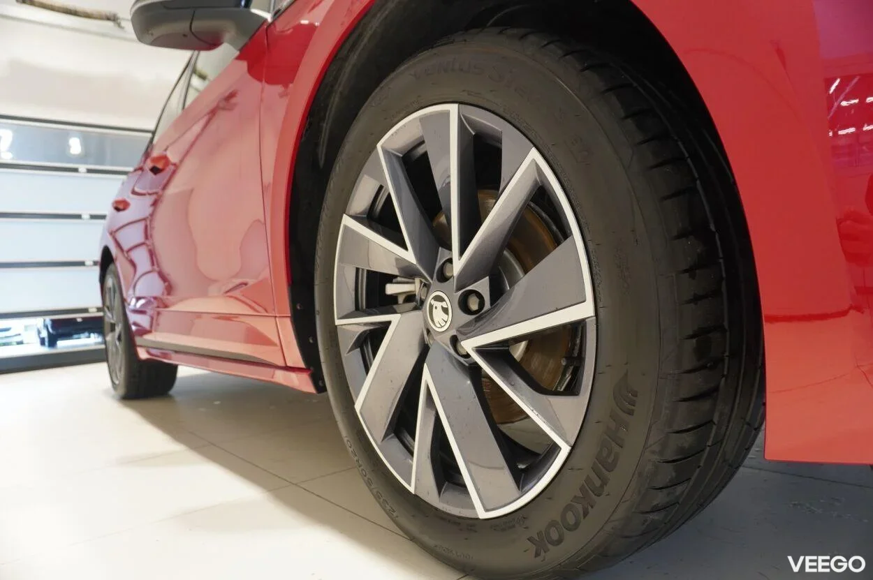 Skoda ENYAQ iV SPORTLINE 80 / 82kWh 150kW