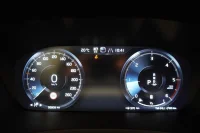 Volvo V60 R-design 2 145kW thumbnail