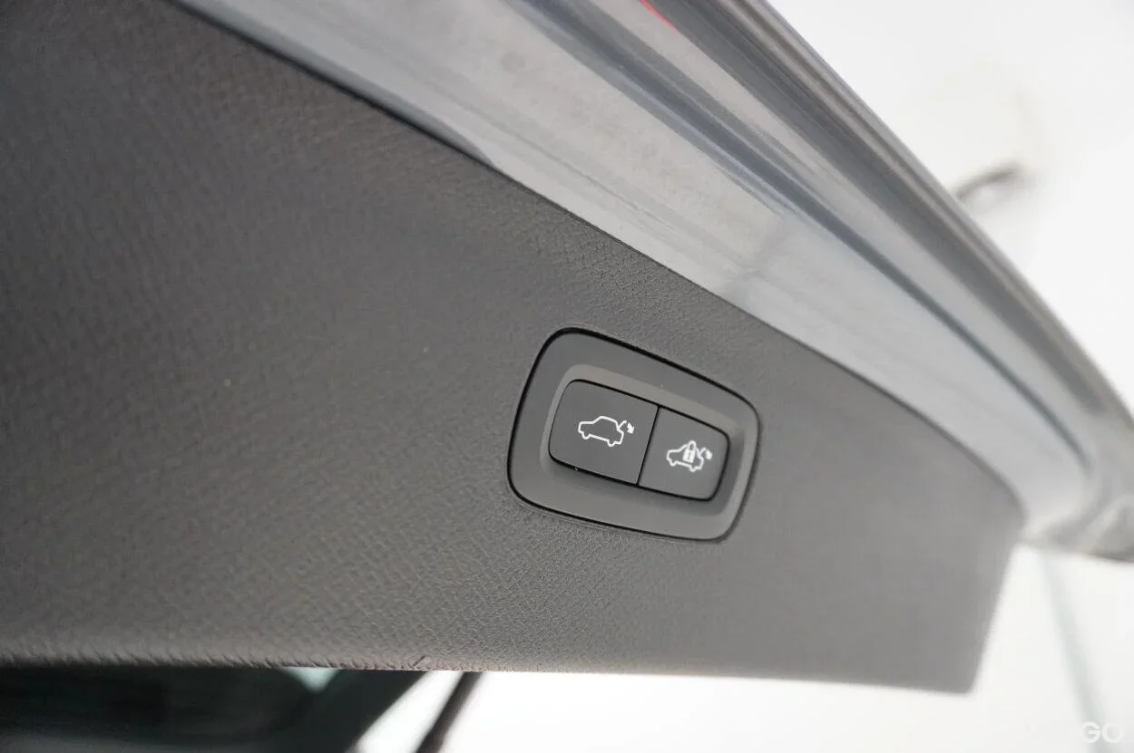 Volvo XC90 B5 AWD MILD HYBRID 2 173kW