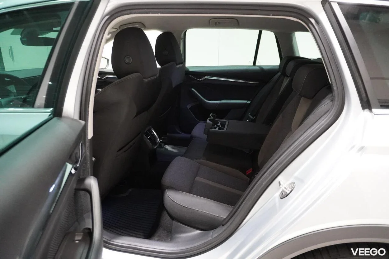 Skoda Octavia COMBI SCOUT 4X4 2 147kW