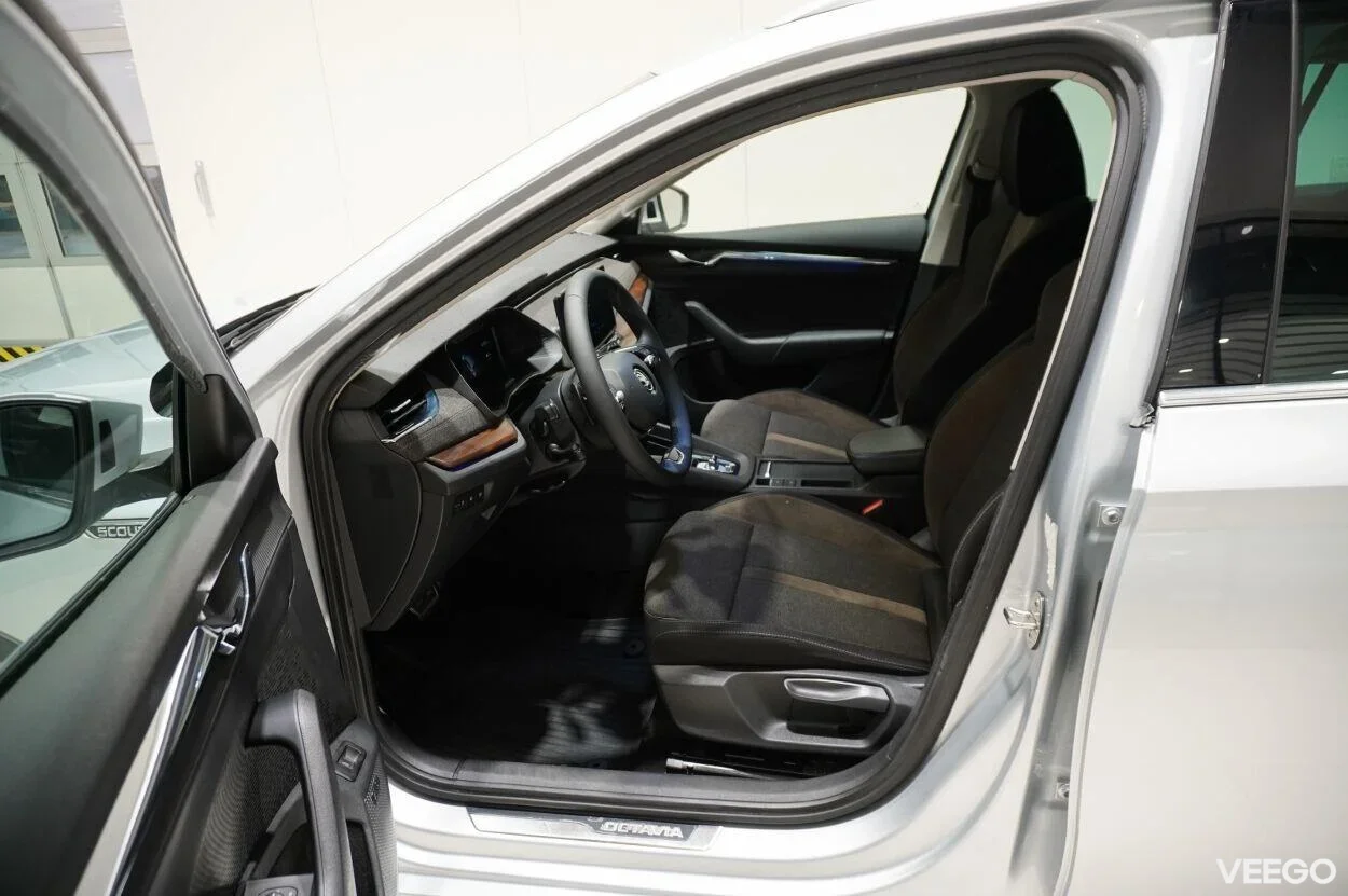 Skoda Octavia COMBI SCOUT 4X4 2 147kW