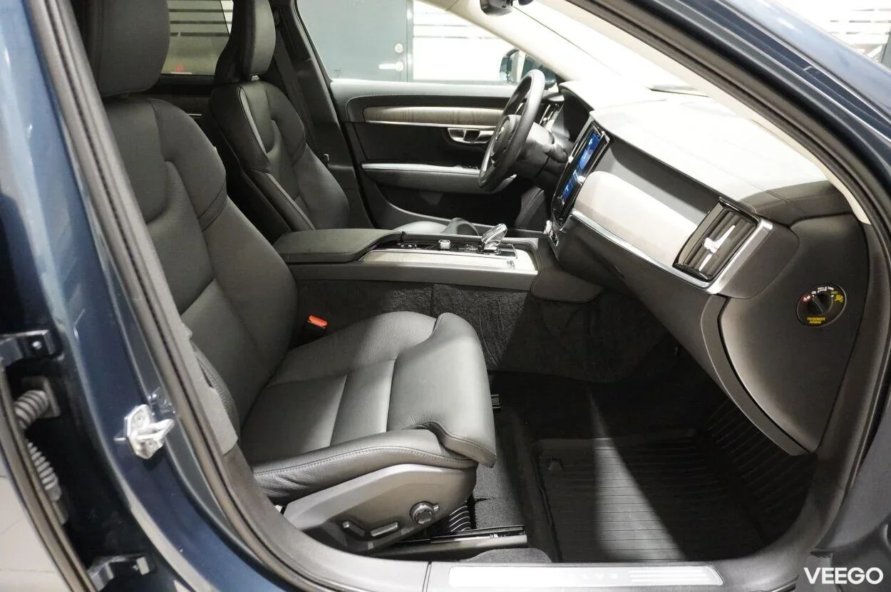 Volvo S90 INSCRIPTION AWD 2 173kW