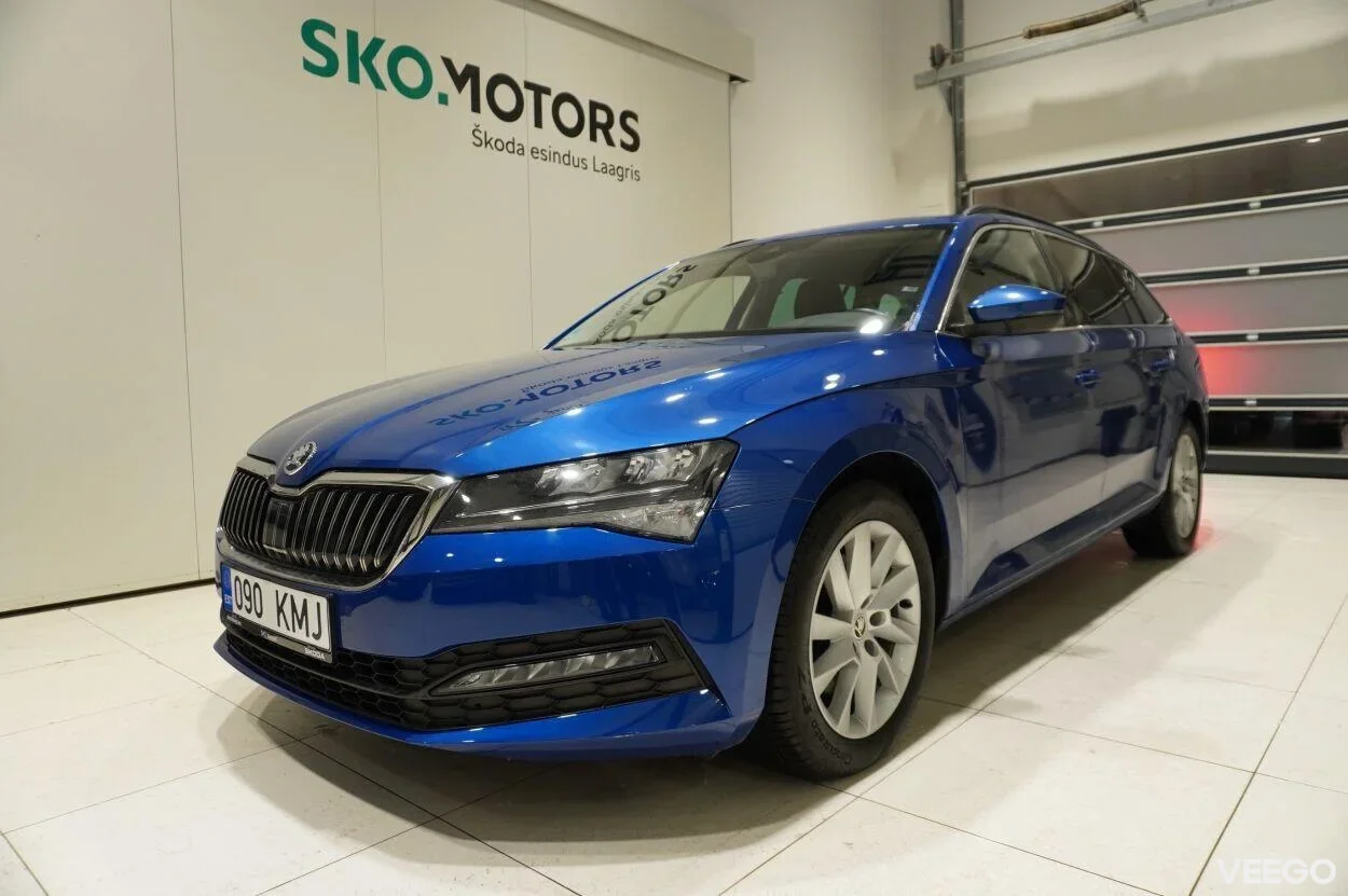 Skoda Superb AMBITION COMBI 4X4 2 147kW