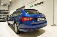 Skoda Superb AMBITION COMBI 4X4 2 147kW thumbnail