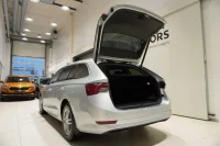 Skoda Octavia ELEGANCE COMBI G-TEC 1.5 96kW thumbnail