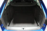 Skoda Superb AMBITION COMBI 4X4 2 147kW thumbnail