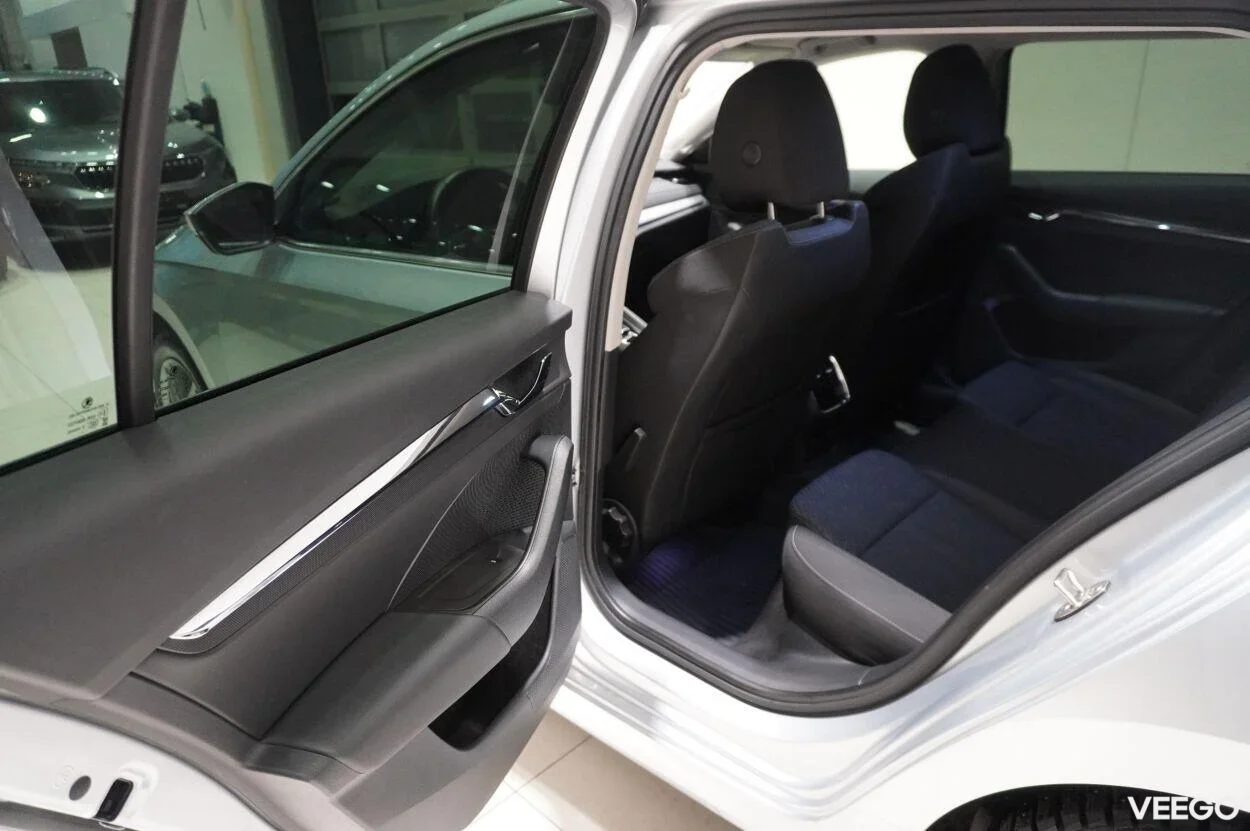 Skoda Octavia ELEGANCE COMBI G-TEC 1.5 96kW