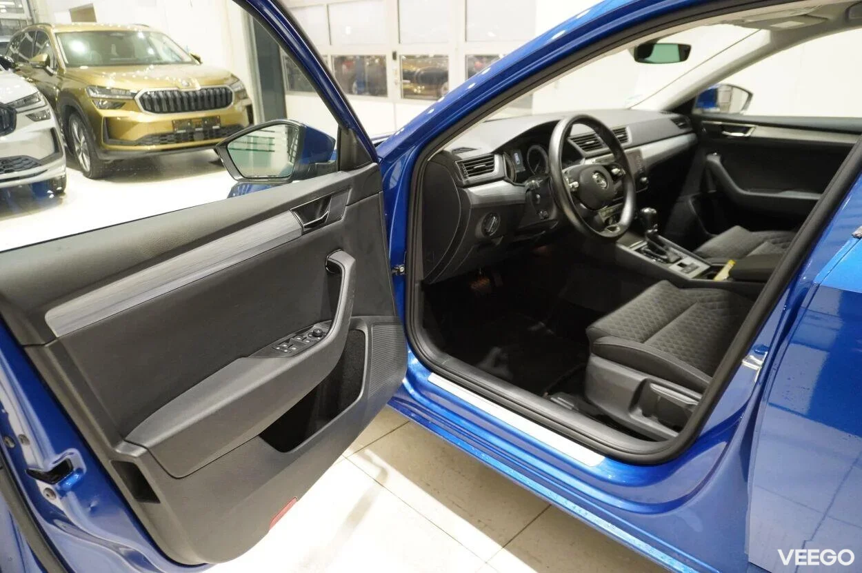 Skoda Superb AMBITION COMBI 4X4 2 147kW