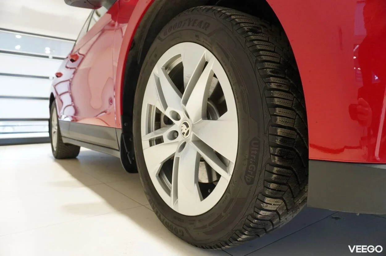 Skoda Enyaq 80x / 82kWh 195kW