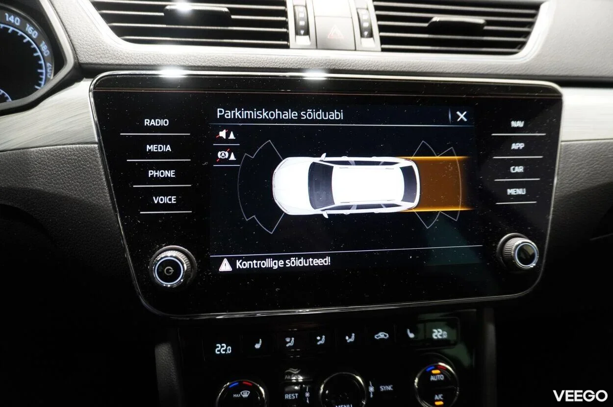 Skoda Superb AMBITION COMBI 4X4 2 147kW